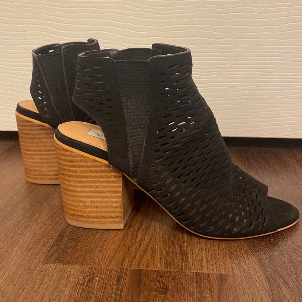 Steve Madden Peep Toe Heels